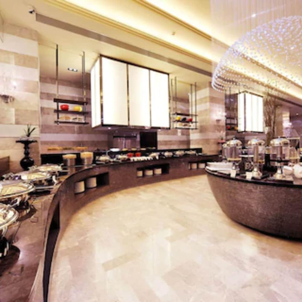 Royal Suites & Towers Γουχάν Εξωτερικό φωτογραφία